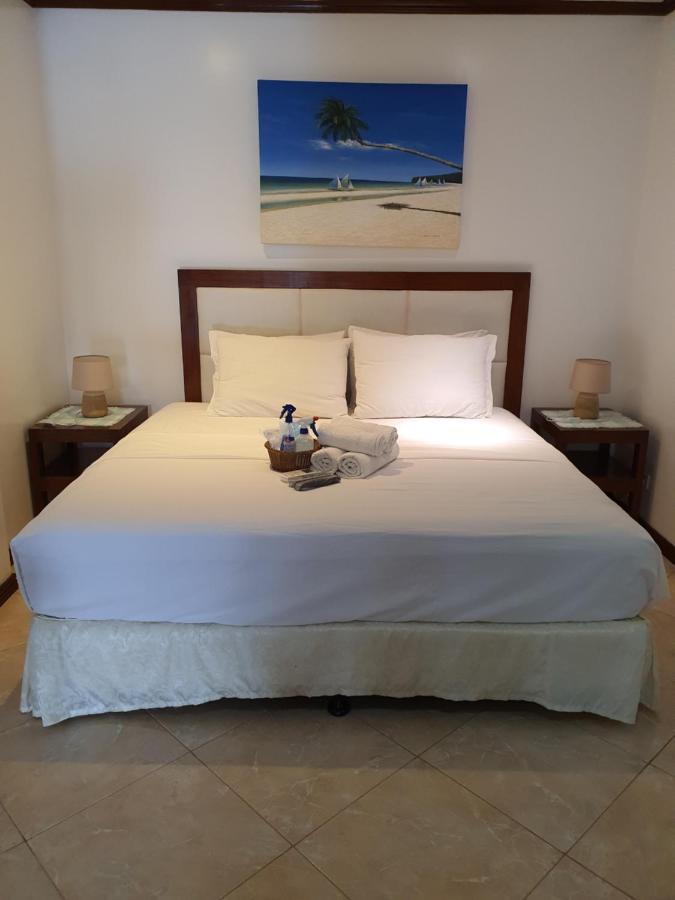 Greenyard Inn Manoc-Manoc Habitación foto