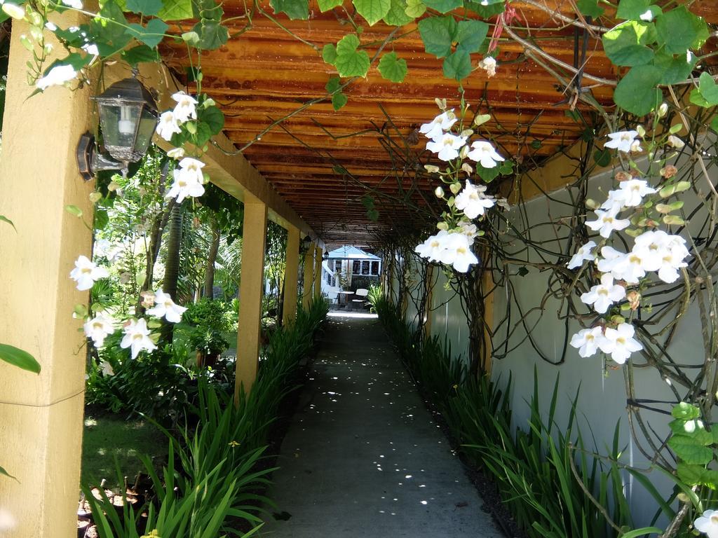Greenyard Inn Manoc-Manoc Exterior foto
